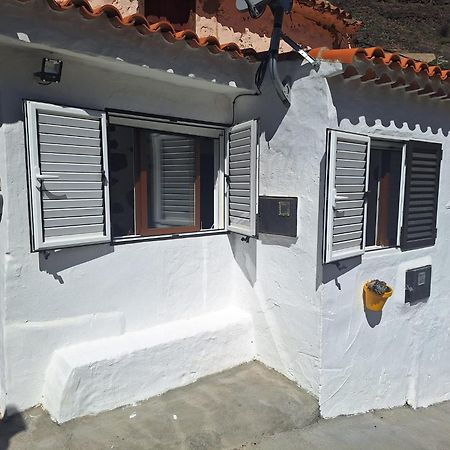 Casa Rural Los Pinares El Juncal De Tejeda Luaran gambar
