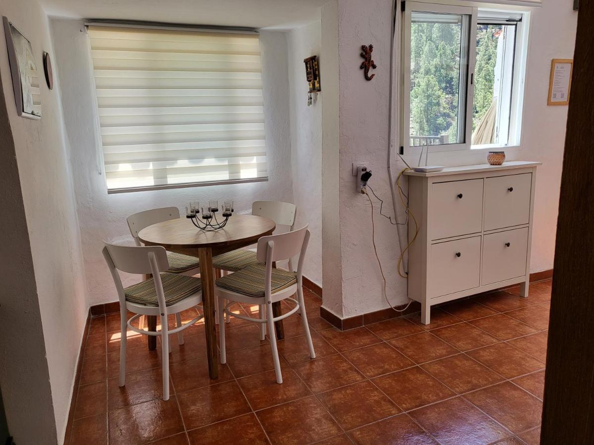 Casa Rural Los Pinares El Juncal De Tejeda Luaran gambar