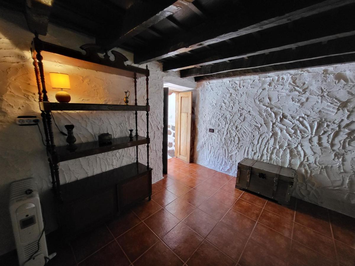 Casa Rural Los Pinares El Juncal De Tejeda Luaran gambar