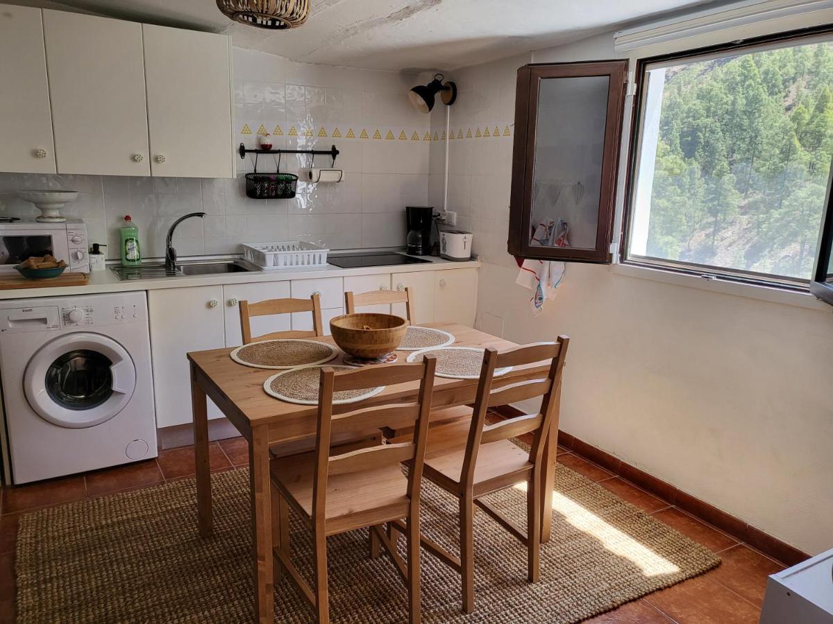 Casa Rural Los Pinares El Juncal De Tejeda Luaran gambar