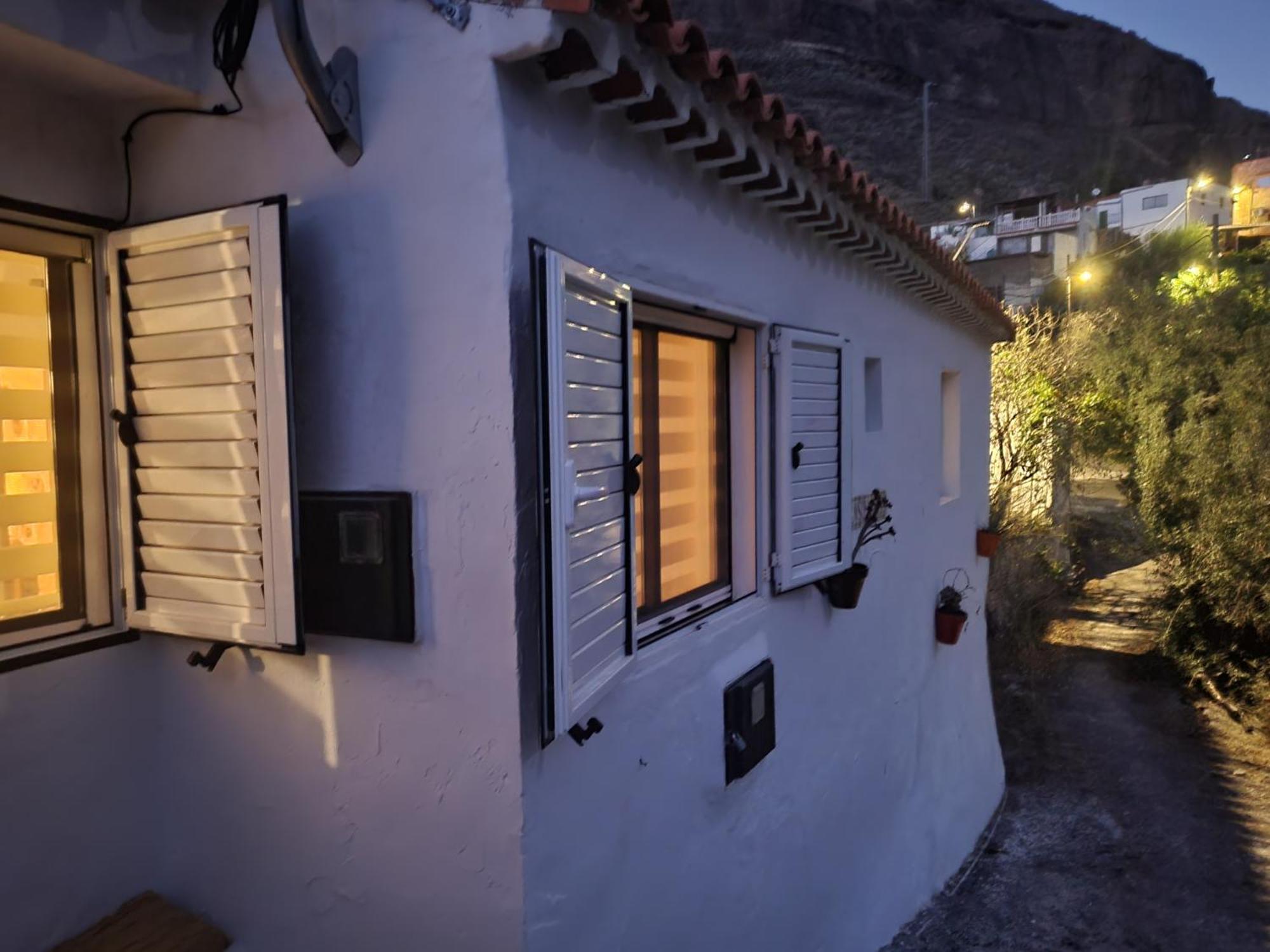 Casa Rural Los Pinares El Juncal De Tejeda Luaran gambar