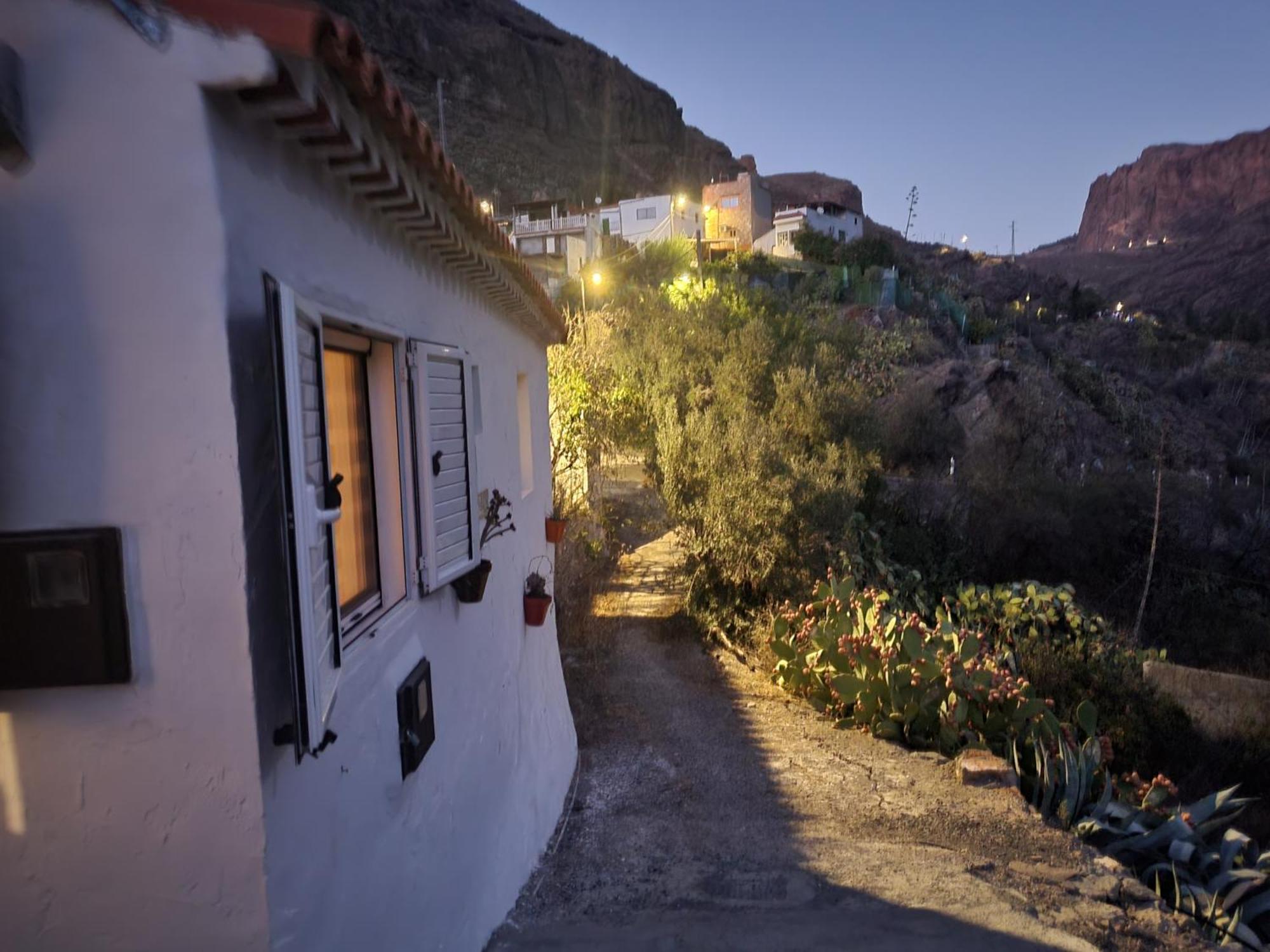 Casa Rural Los Pinares El Juncal De Tejeda Luaran gambar