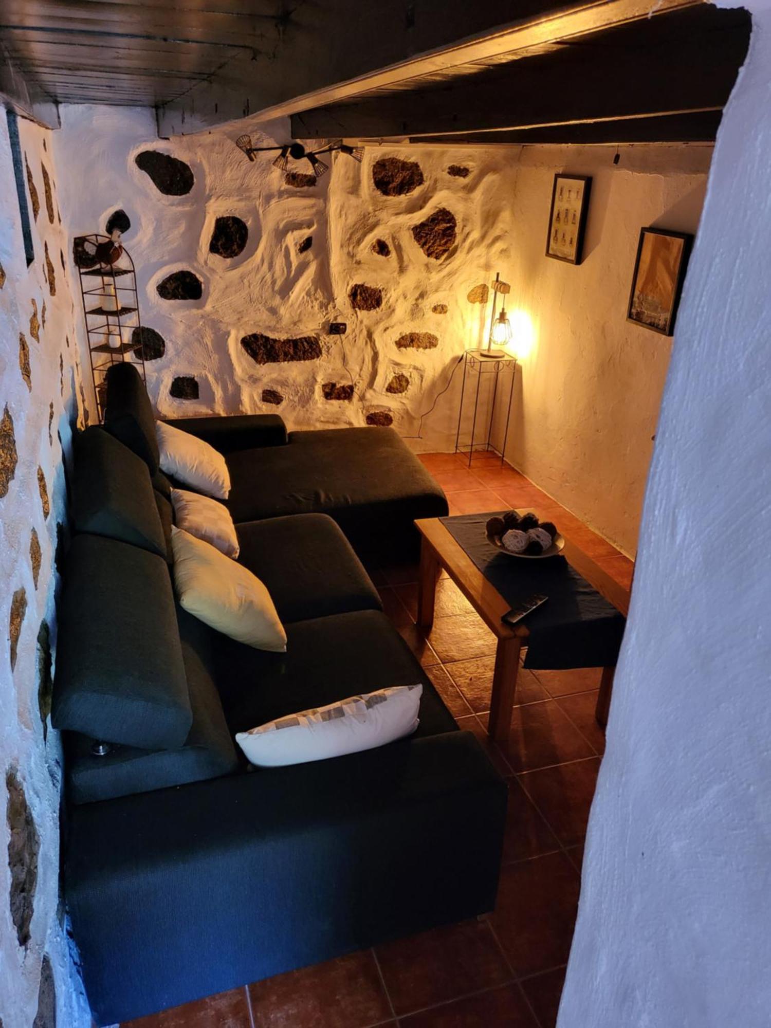 Casa Rural Los Pinares El Juncal De Tejeda Luaran gambar